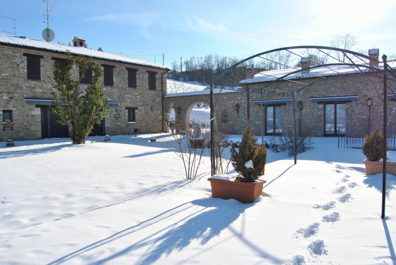 I Quattro Passeri Country House Santa Paola Eksteriør billede