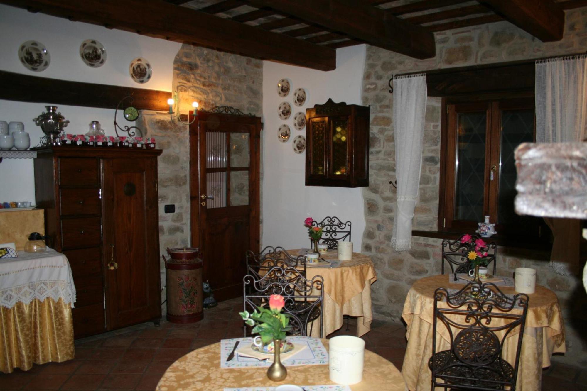 I Quattro Passeri Country House Santa Paola Eksteriør billede